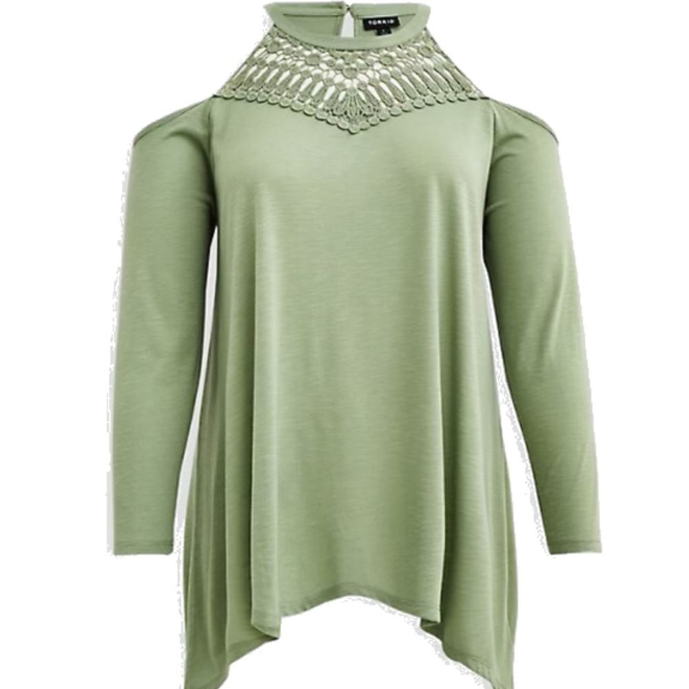 Torrid Plus Size 00 Cold Shoulder Sharkbite top- Green Long Sleeves // NWOT